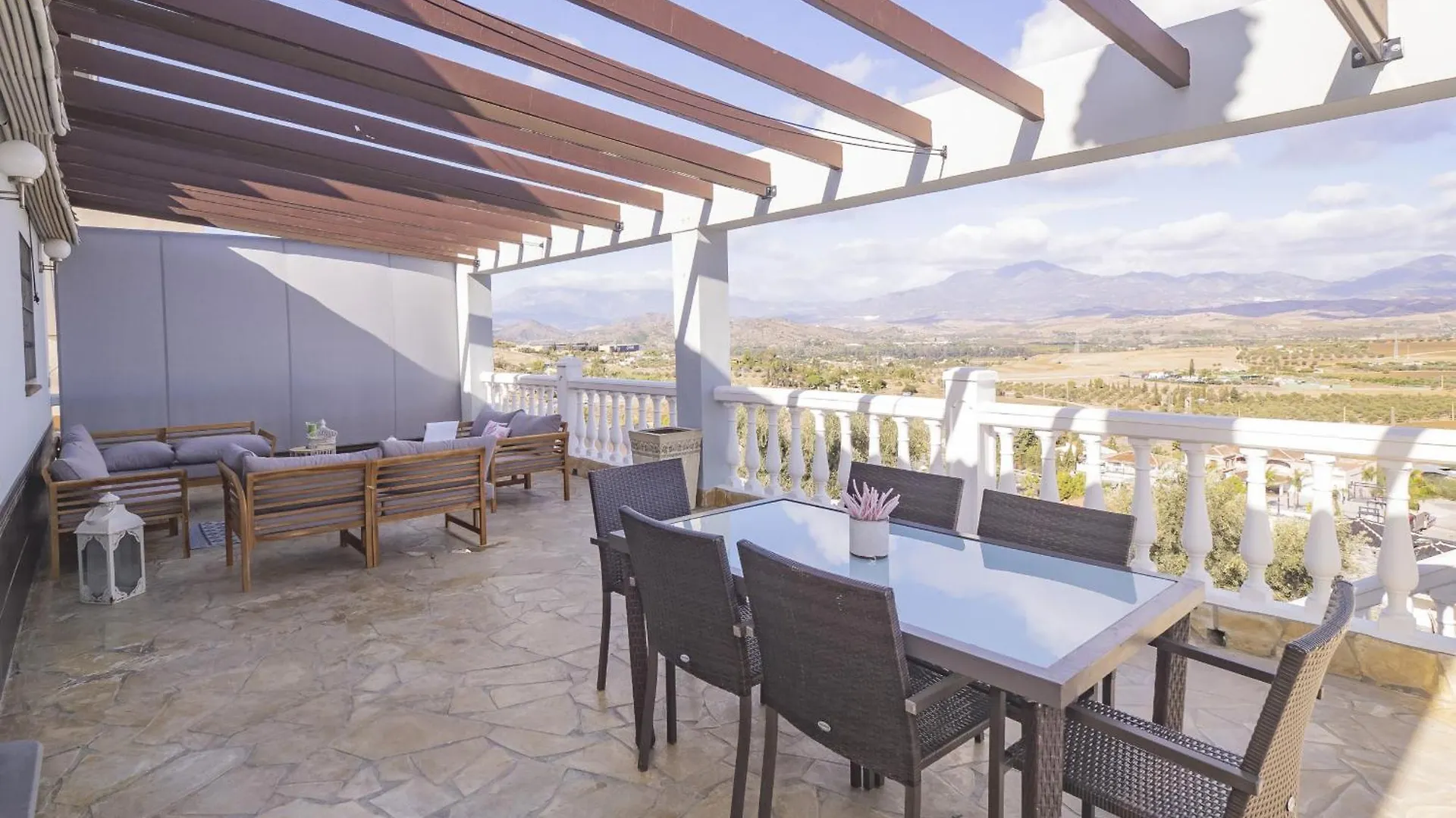 Coín Cubo'S Villa Gabriela Family ספרד